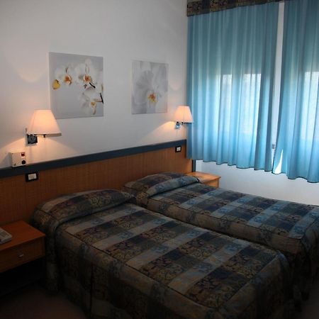Albergo Rossella Castiglione della Pescaia Habitación foto